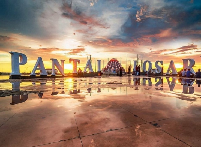 Pantai Losari