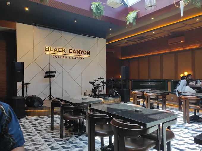 Black Canyon Coffee