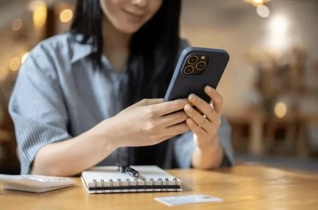 Pengeluaran Selalu Tercatat Keuntungan Pakai QRIS untuk Traveler Blog GoPay