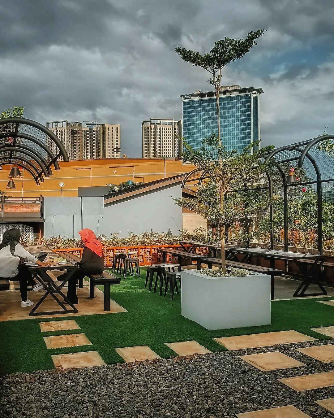 Sunset Bridge Coffee & Eatery 
