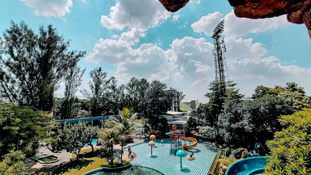 Oasis Siliwangi Hotel Bandung