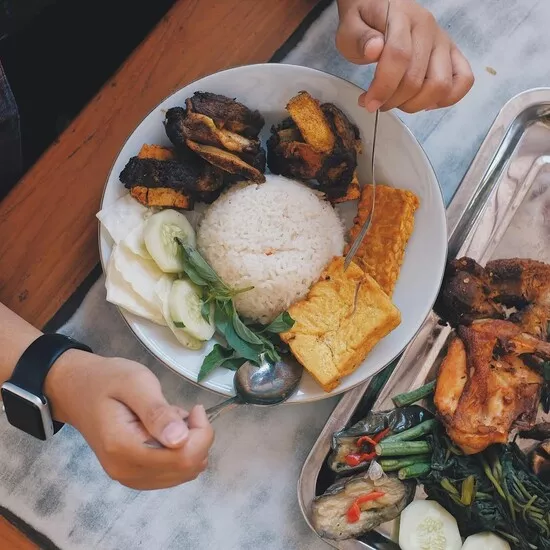 Depot Bamara Tempat Makan Keluarga di Surabaya Murah Blog GoPay