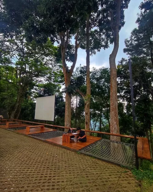 Cafe D'Pakar Pet Friendly Cafe Bandung Blog GoPay