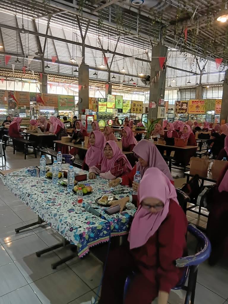 Sentra Wisata Kuliner Convention Hall