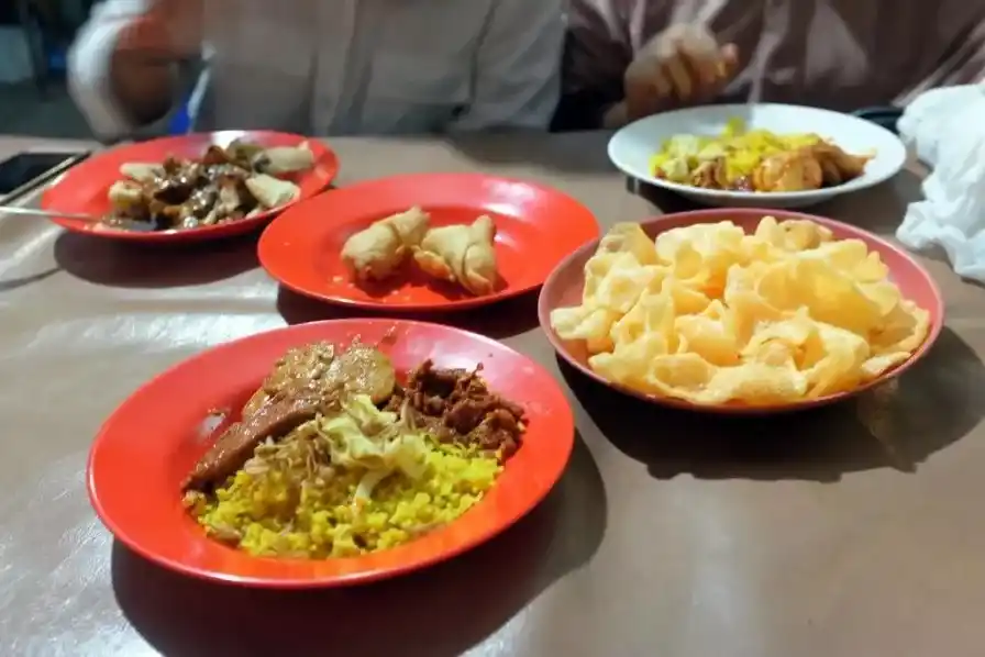Nasi Kuning Pungkur Kuliner Bandung Blog GoPay