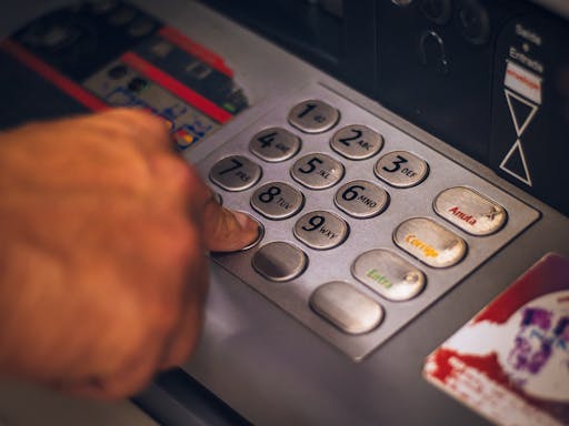 Tidak Rutin Mengganti PIN