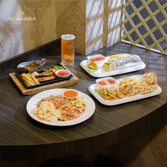 ALHAMRA Restaurant - Jaksa Agung Suprapto Tempat Makan Keluarga di Surabaya Murah Blog GoPay