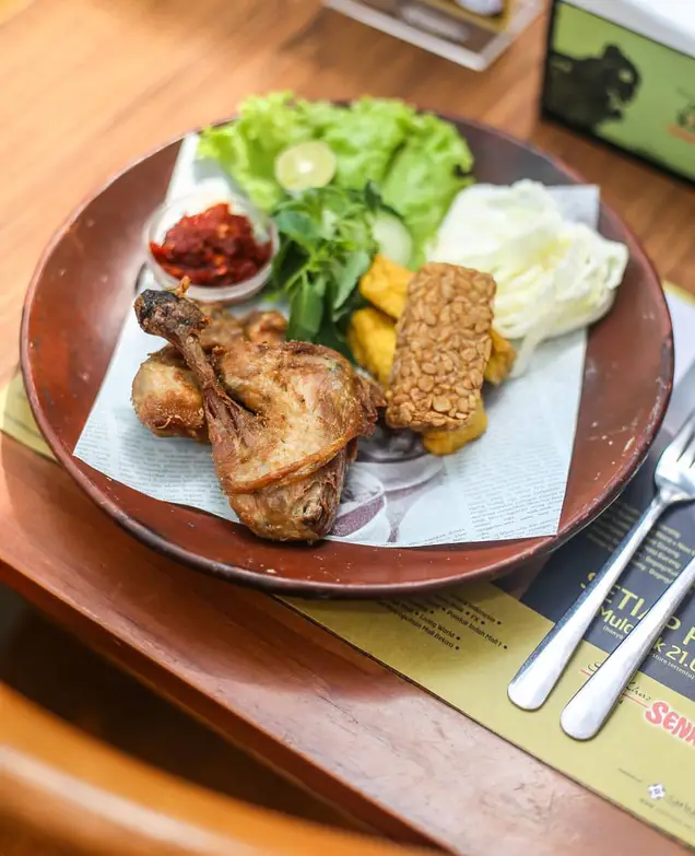 Ayam Goreng Kremes blog gopay menu sate khas senayan