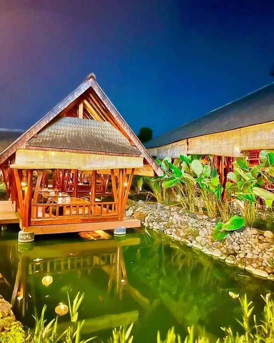 Gubug Makan Mang Engking Gubeng Tempat Makan Keluarga di Surabaya Murah Blog GoPay