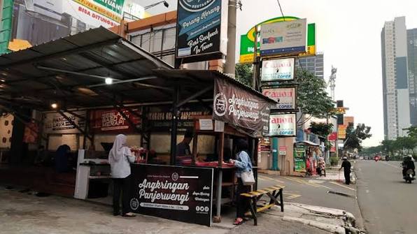 Angkringan Panjerwengi Jalan Margonda
