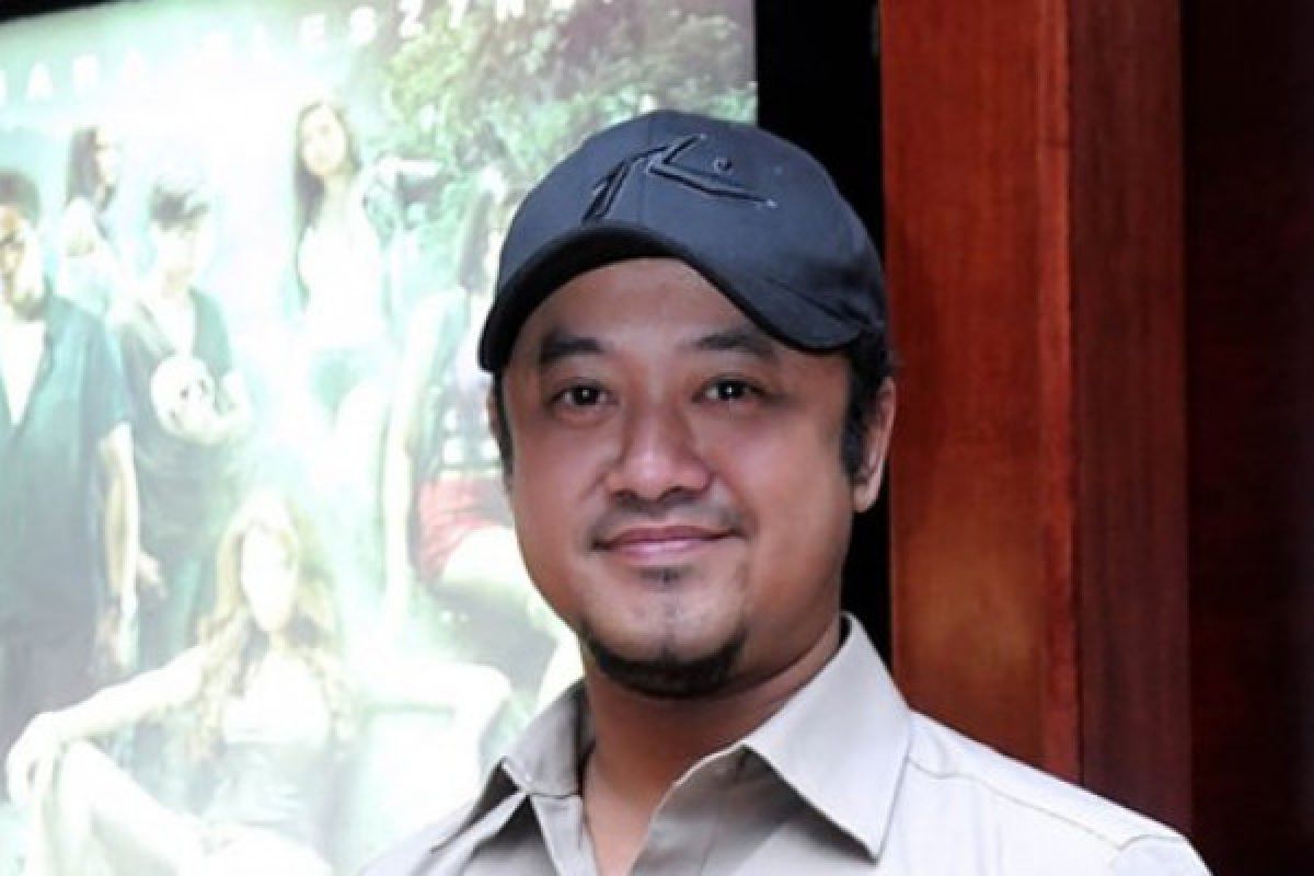 Rizal Mantovani hadir sebagai sutradara baru