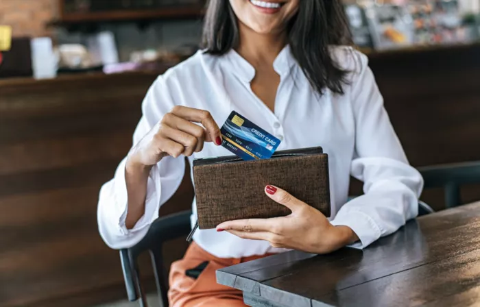 Siapkan Metode Pembayaran Cadangan Item Checklist Sebelum Traveling Blog GoPay