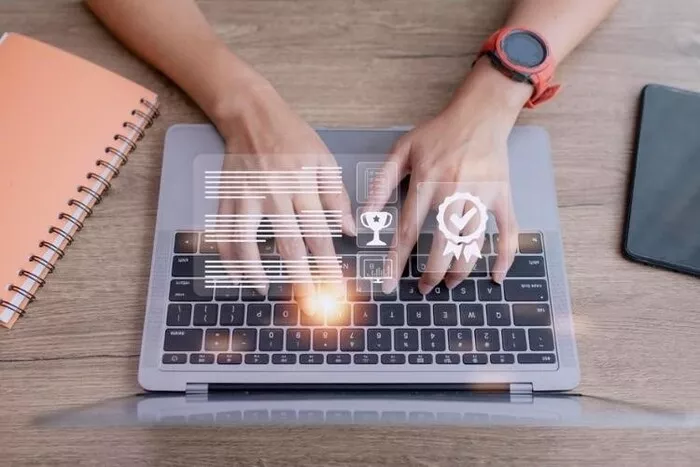 Selalu Cek Legalitas Agen Asuransi Tips Menghindari Modus Penipuan Asuransi Digital Blog Gopay