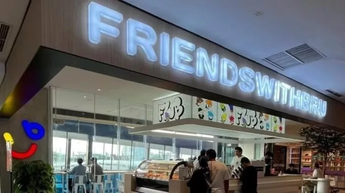 Friends With Bru Cafe Dekat MRT Blog GoPay