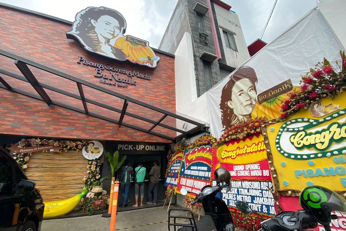 pisang goreng bu nanik blog gopay kuliner tanjung duren