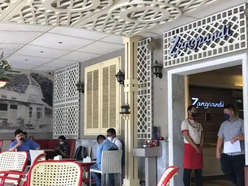 Zangrandi Tempat Nongkrong di Surabaya Blog GoPay
