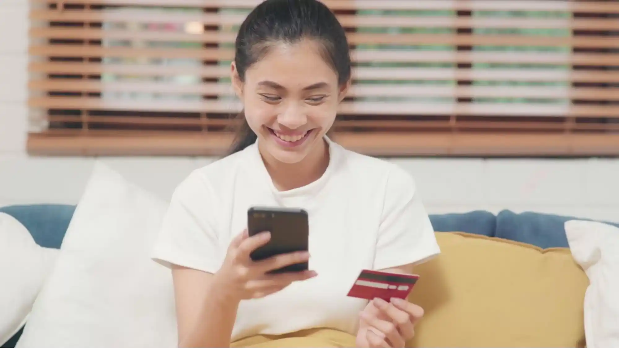 Apa Itu Pinjaman Online? Pinjaman Online atau Pinjaman Bank Blog GoPay