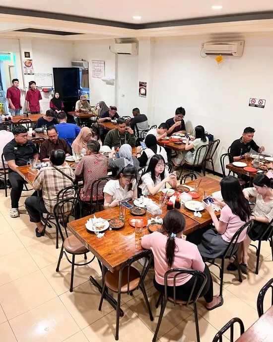 Warung Bu Kris Tempat Makan Keluarga di Surabaya Murah Blog GoPay