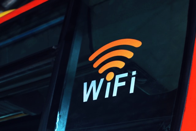 Transaksi Menggunakan Koneksi Wi-Fi Publik