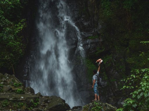 Trekking ke Curug