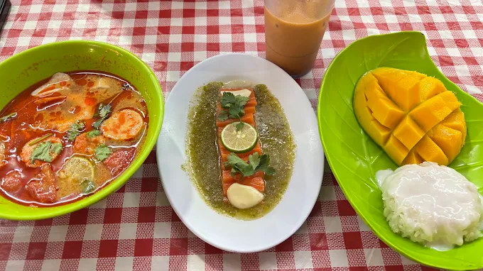 Rak Thai