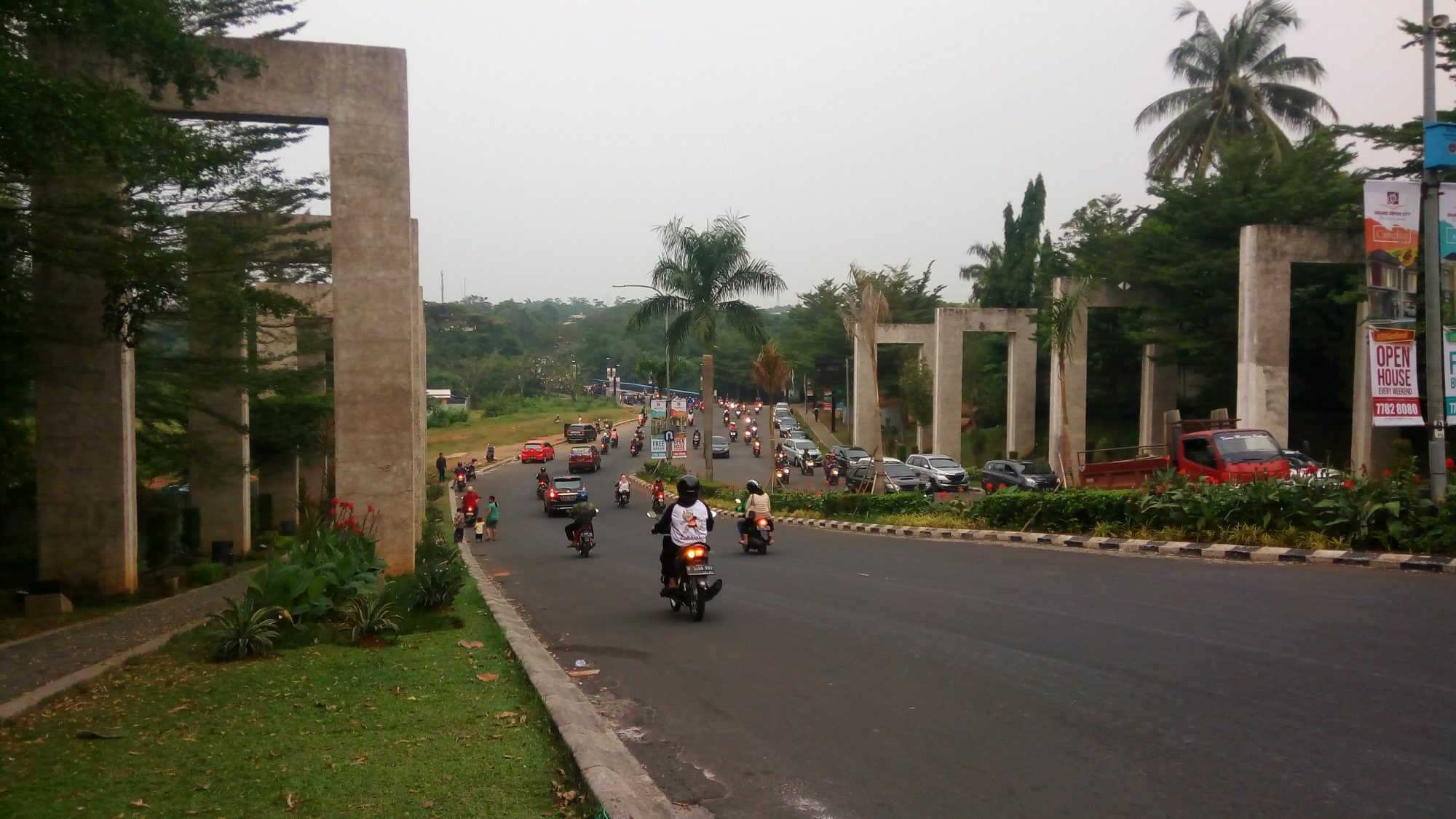 Grand Depok City