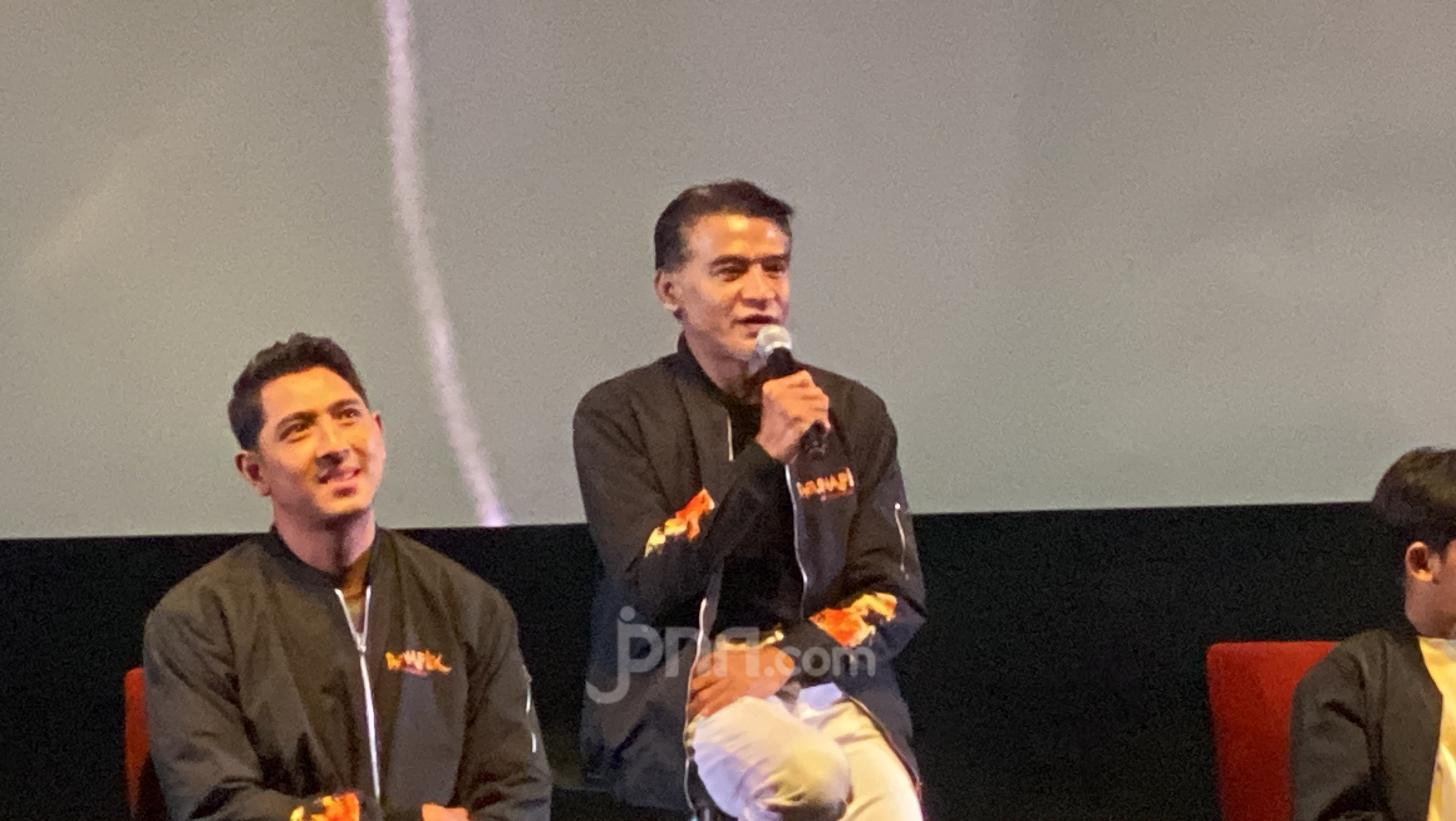 Donny Damara belajar bahasa Jawa kuno untuk pendalaman karakter