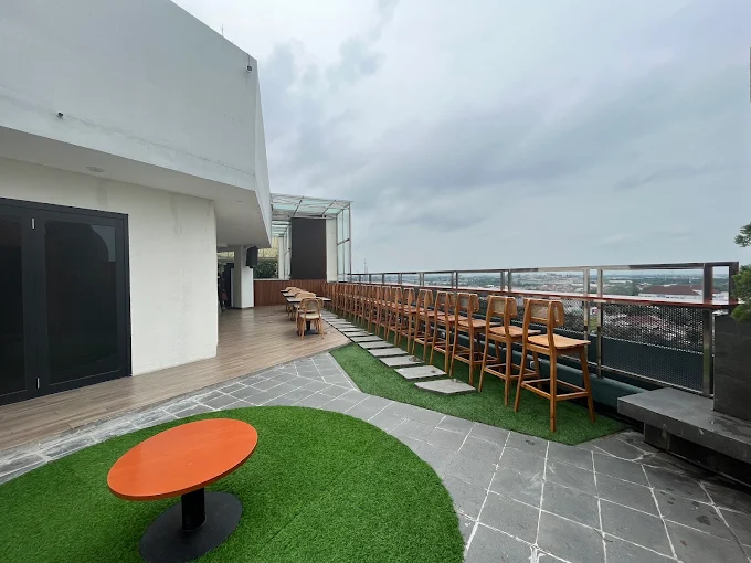 SpeakOut Cafe & Lounge