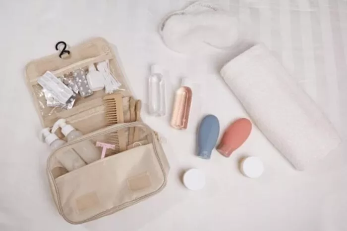 Siapin Perlengkapan Pribadi dari Rumah Tips Liburan Murah di Bandung Blog GoPay