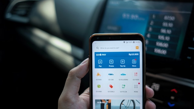 Pasang limit transaksi harian di aplikasi e-wallet