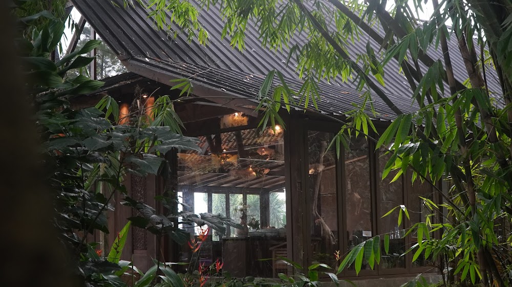 Sapulidi Resto Lembang
