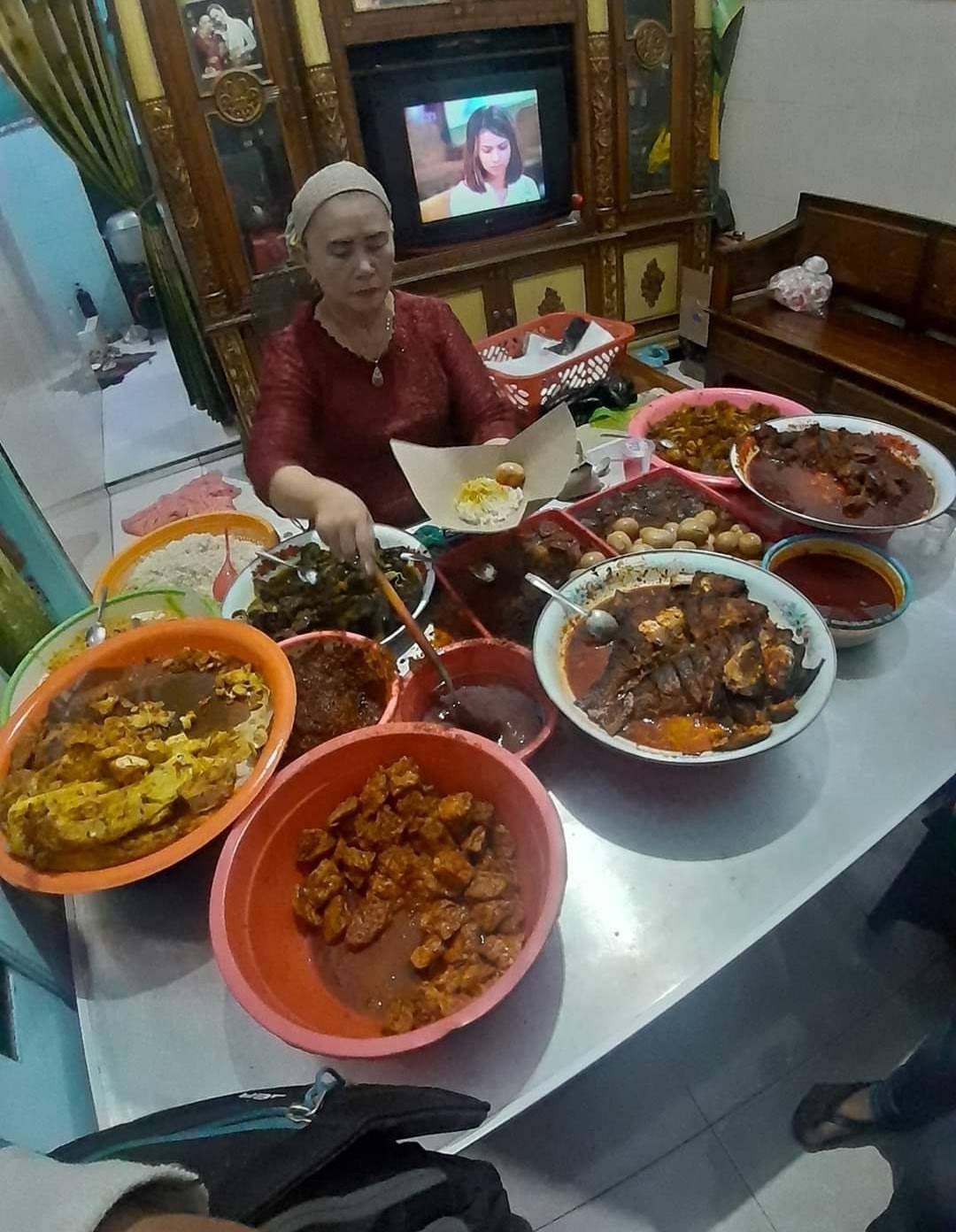 Nasi Inul Hj. Siti Rochmah 