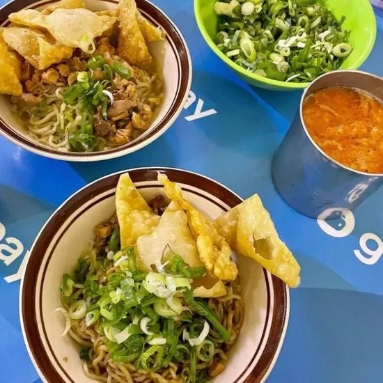 Mie Ayam Baso Dondon Tempat Makan di Pujasera Blok M Blog GoPay