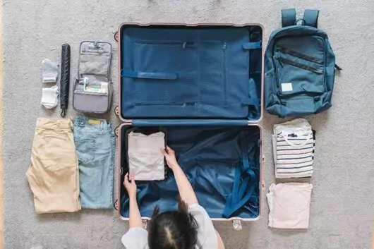 Maksimalkan Barang Bawaan Tips Liburan Low Budget Blog GoPay