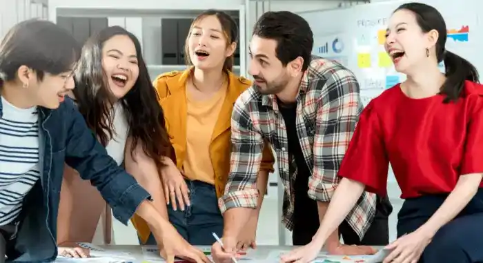 Rayakan Momen Perpisahan Split Bill Hadiah Untuk Karyawan Resign Blog GoPay