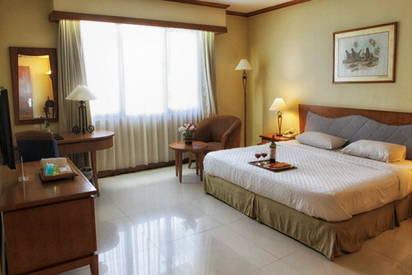 Makassar Golden Hotel