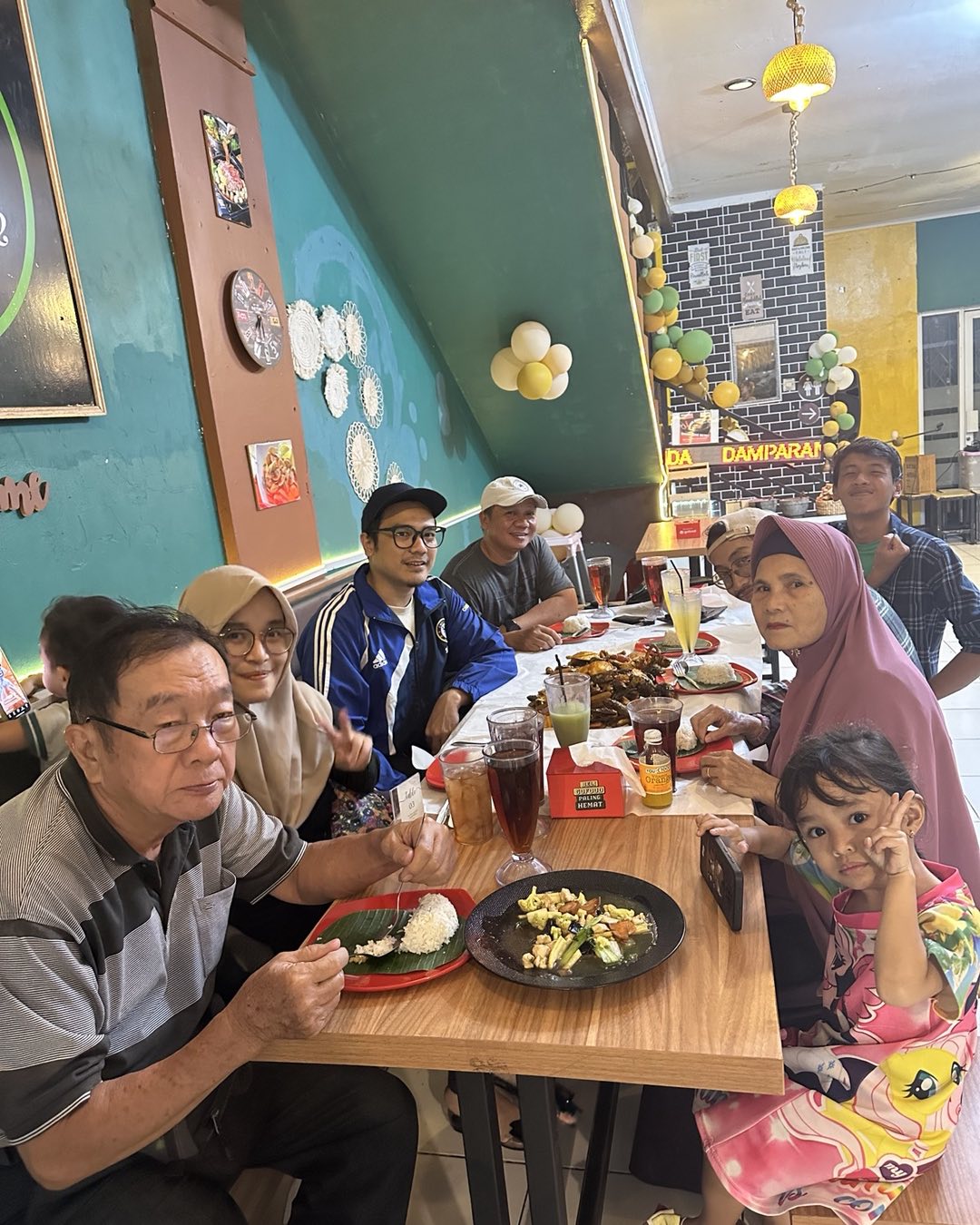 Damparan Seafood & Sunda