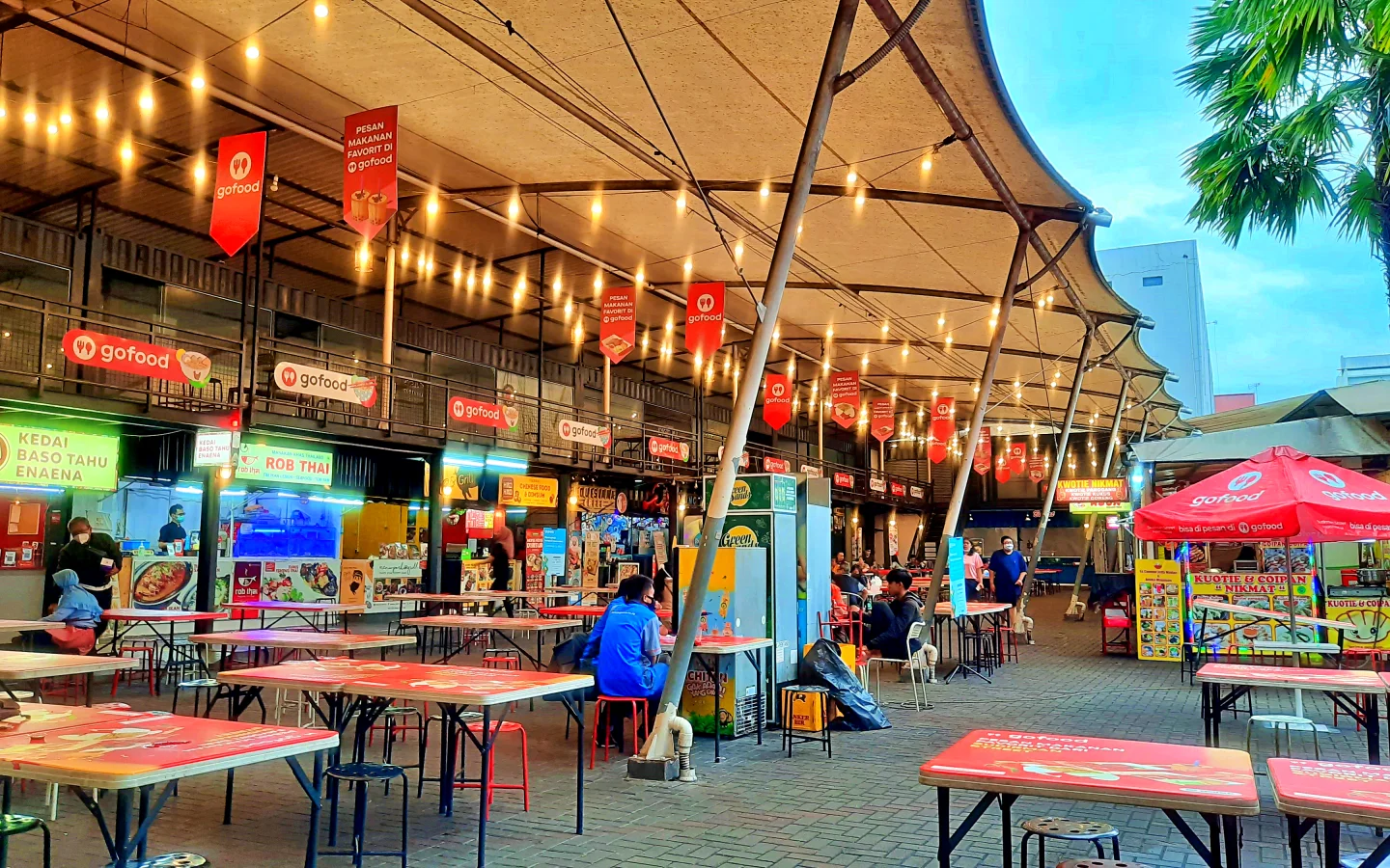 Sudirman Street Day & Night Market 
