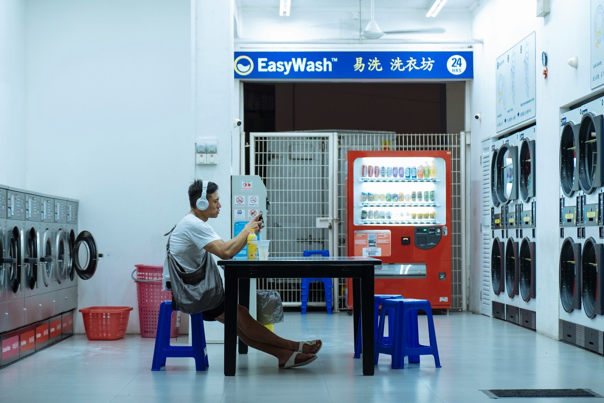 Pilih laundry yang dekat dengan tempat tinggal