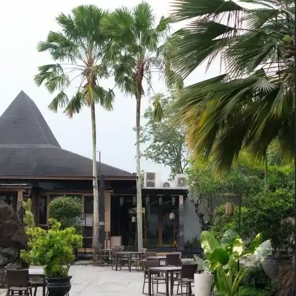 Abhayagiri Restaurant Tempat Bukber Jogja Blog GoPay