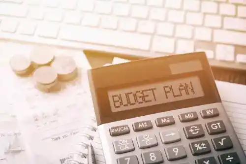 Tentuin Budget dari Awal Split Bill Hadiah Untuk Karyawan Resign Blog GoPay