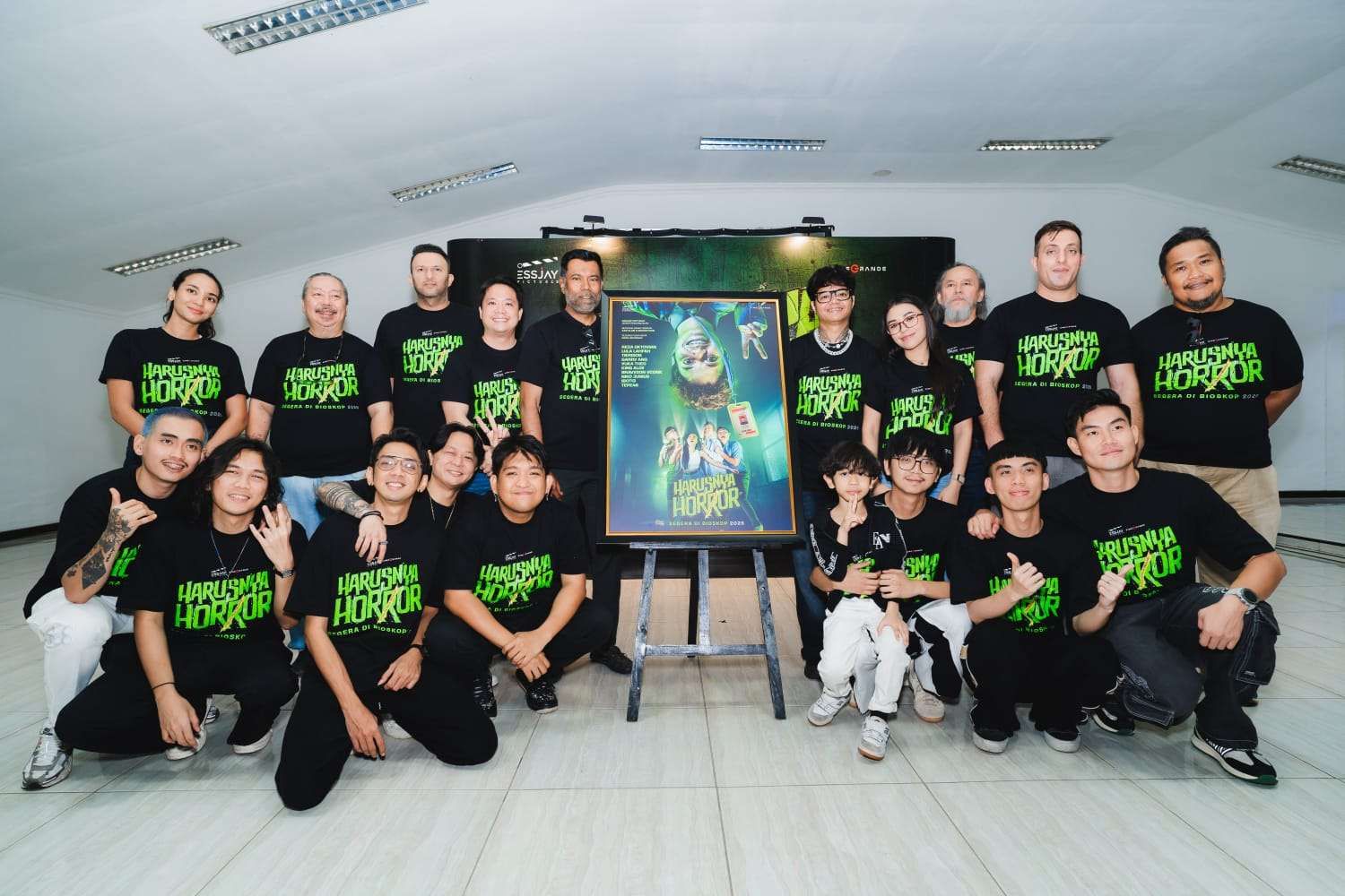 Kolaborasi bersama AAA Clan, Marapthon, dan SinemArt