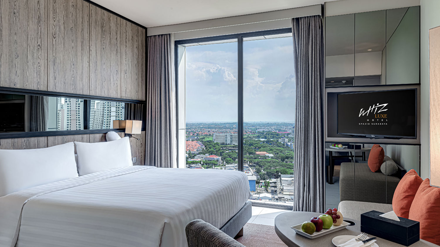 Whiz Luxe Hotel Spazio Surabaya