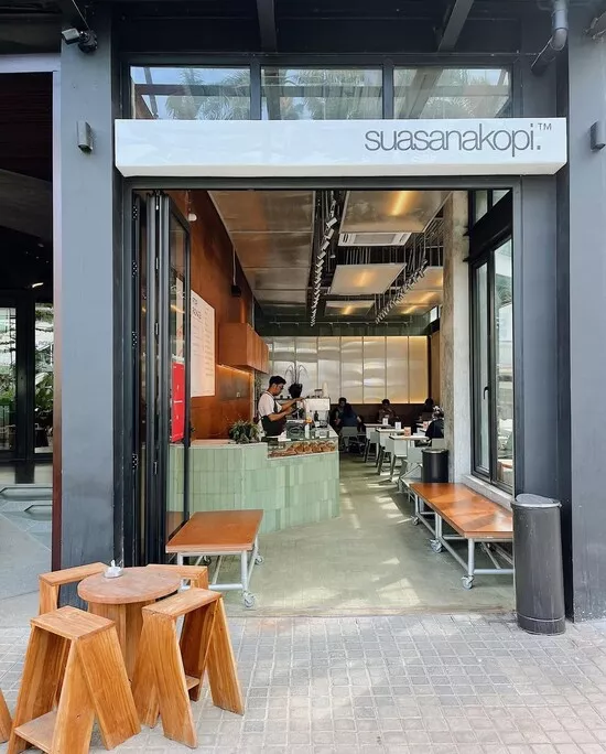 Suasana Kopi Cafe di Blok M Blog GoPay