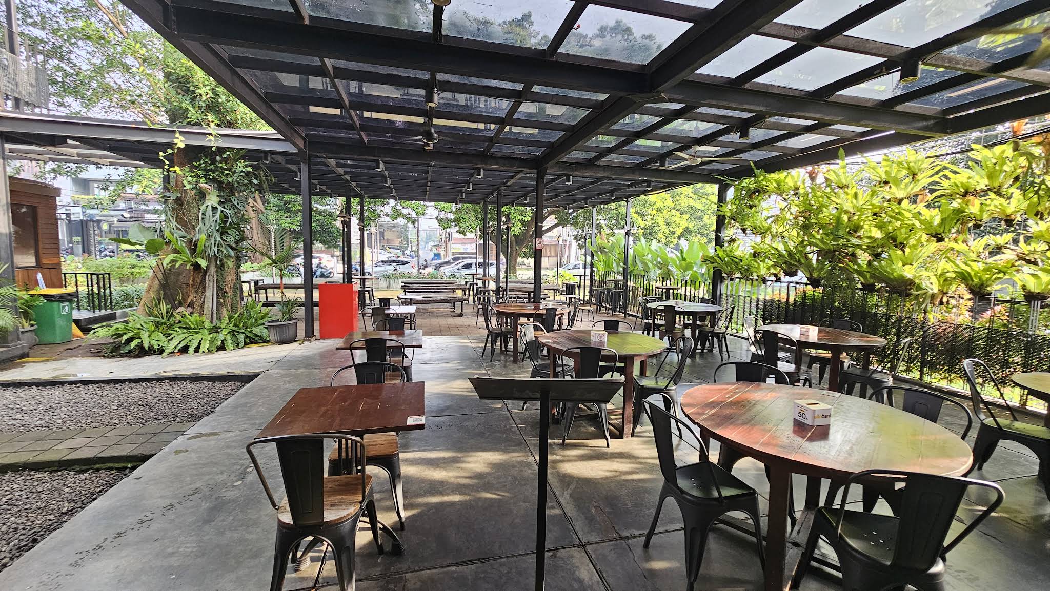 Loko Coffee Shop Bandung