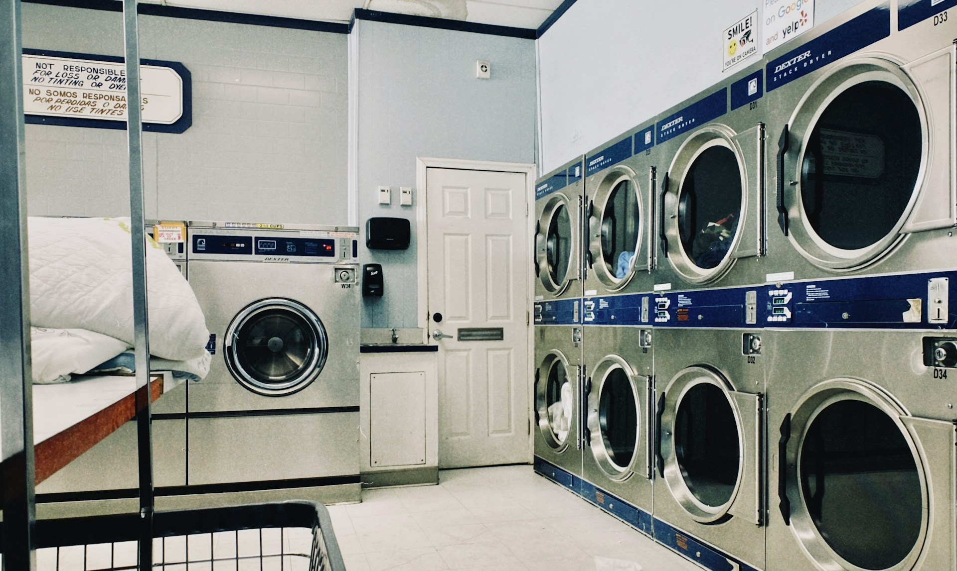 Gunakan layanan laundry ekspres dengan bijak