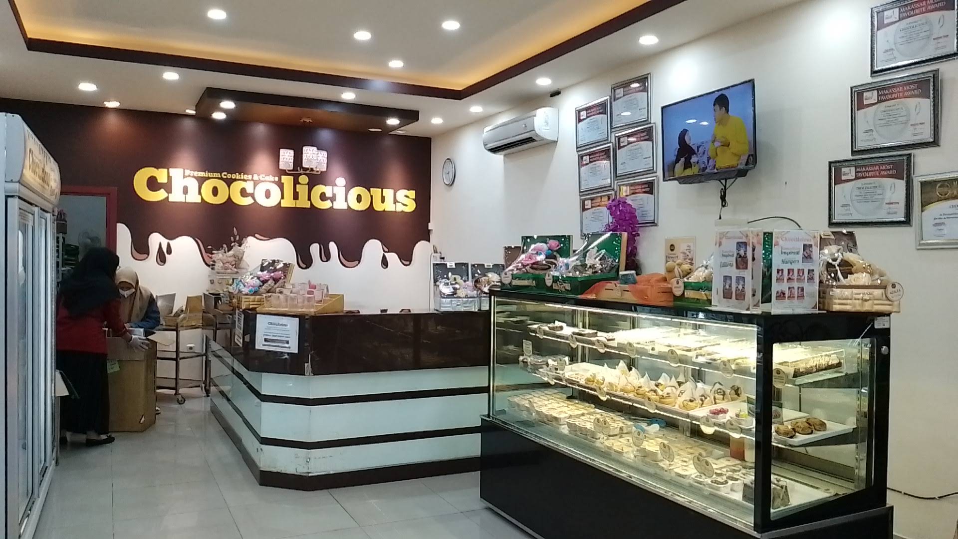 Chocolicious Cake & Cookies Pettarani