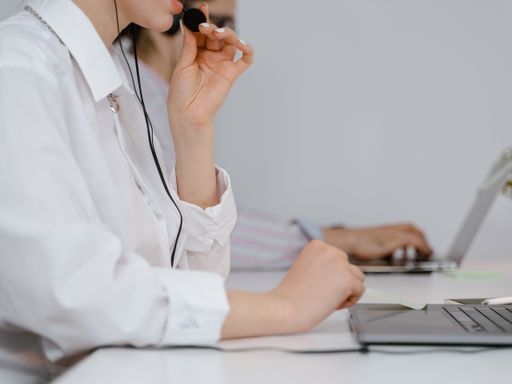 Risiko customer service palsu