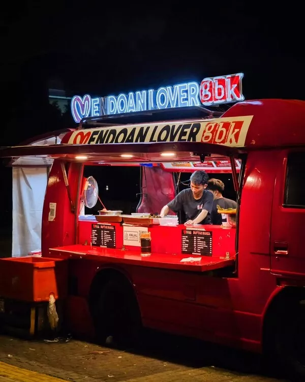 Mendoan Lovers GBK Tempat Jajanan di GBK Blog GoPay