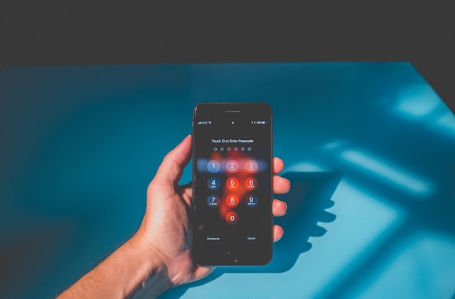 Rutin Ganti PIN dan Password